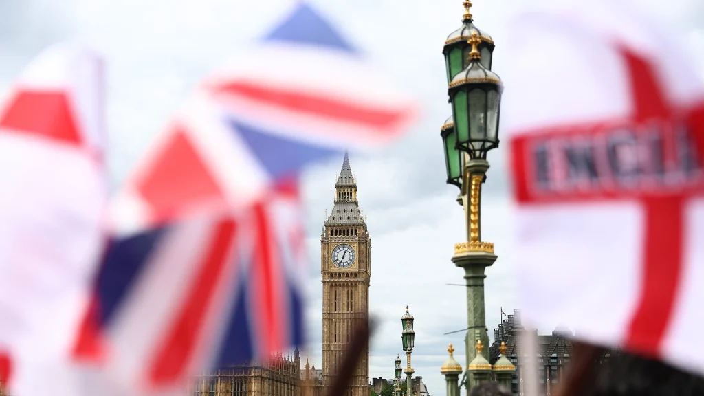 US Leads Crypto Push as Britain Gets 'Battered and Bruised'